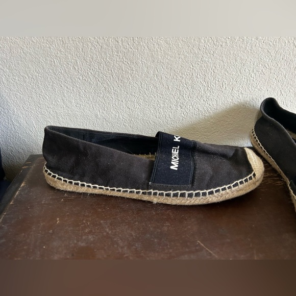 Michael Kors Vicky Slip-On Black White Espadrille Flats Size 8 Women’s Canvas - Picture 3 of 10